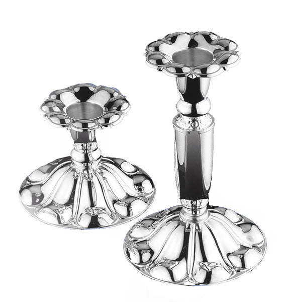 Chippendale silverljusstakar: mindre modell 661-062 halvkortare än 661-063