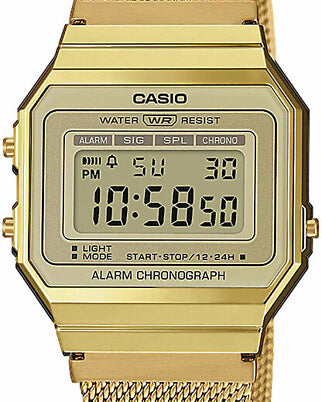Guldfärgad Casio A700WEMG-9AEF digitalklocka med mesh-armband i stål.