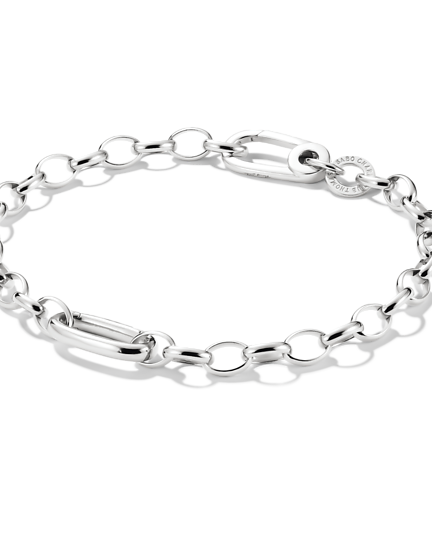Thomas Sabo Charm Bracelet With Connect Link C1201-001-21 armband har en länkkedja som är cirka 5 mm tjock, som kan användas för att fästa både hängen och Charms.