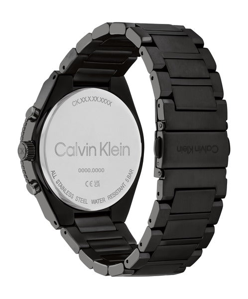 Calvin Klein Fearless CK25200303 klockans baksida är silverfärgad.