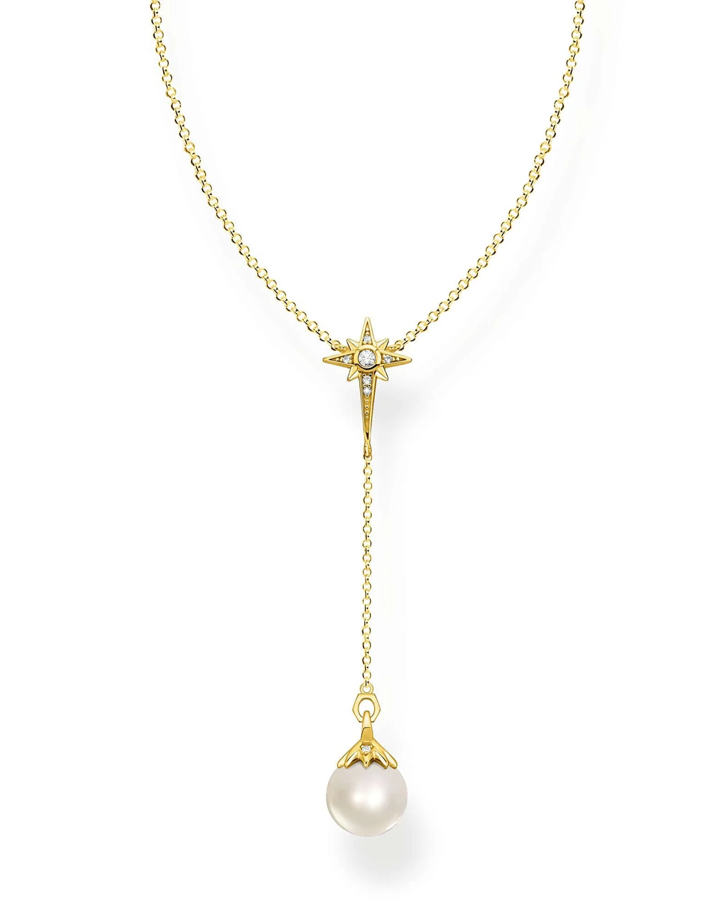 Thomsa Sabo Glam & Soul Pearl With Star Gold KE1986-445-14 halsband har en tunn, förgylld silverkedja med en förgylld stjärnornament dekorerad med zirkoner. En kort förgylld kedja med en pärla fäst i änden hänger från stjärnan.
