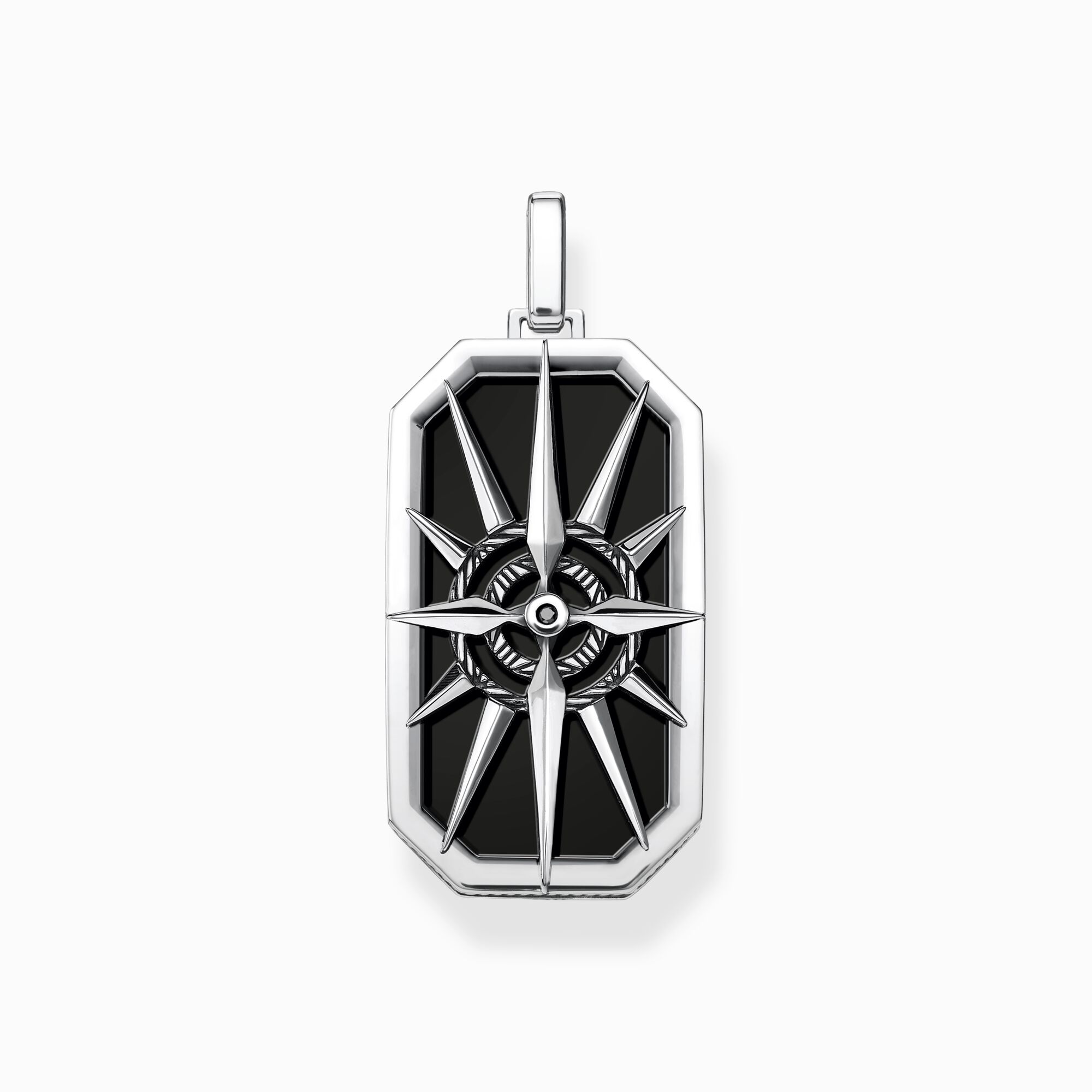 Thomas Sabo Pendant Compass Star Black PE869-641-11 hängsmycke har en stiliserad rektangulär form. Den har ett silverkompassmönster på en svart bakgrund och silverkanter.