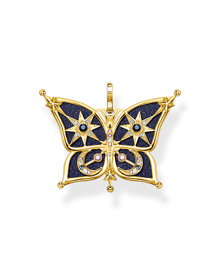 Thomas Sabo Star And Moon Butterfly PE929-963-7 är ett förgyllt fjärilshänge i silver med mörkblå vingar. Fjärilen är dekorerad med mån- och stjärnmotiv samt färgglada ädelstenar.