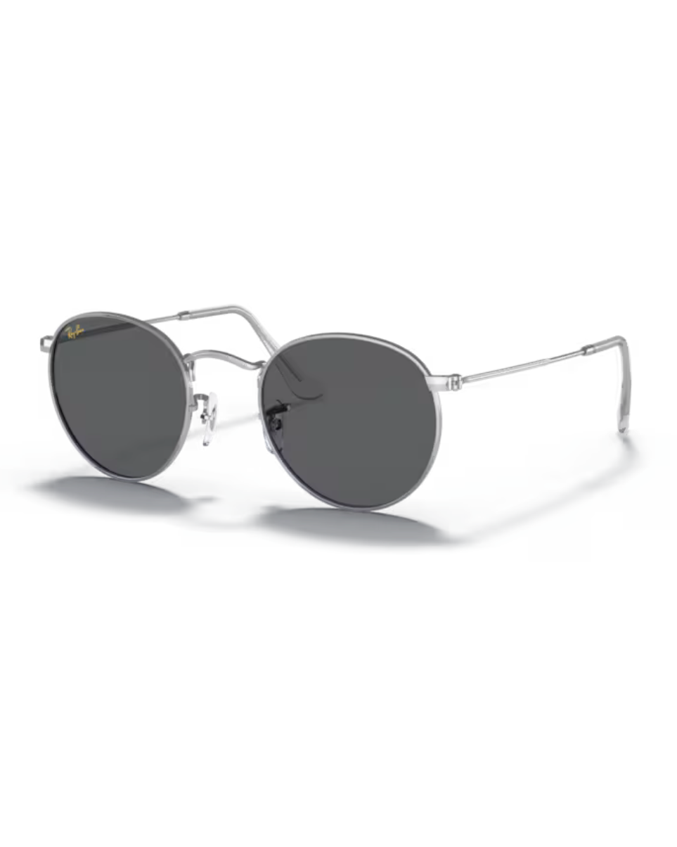 Ray-Ban Round Metal RB3447 aurinkolasit kiiltävällä hopeanvärisellä metallirungolla ja tummanharmailla mineraalilasilinsseillä.