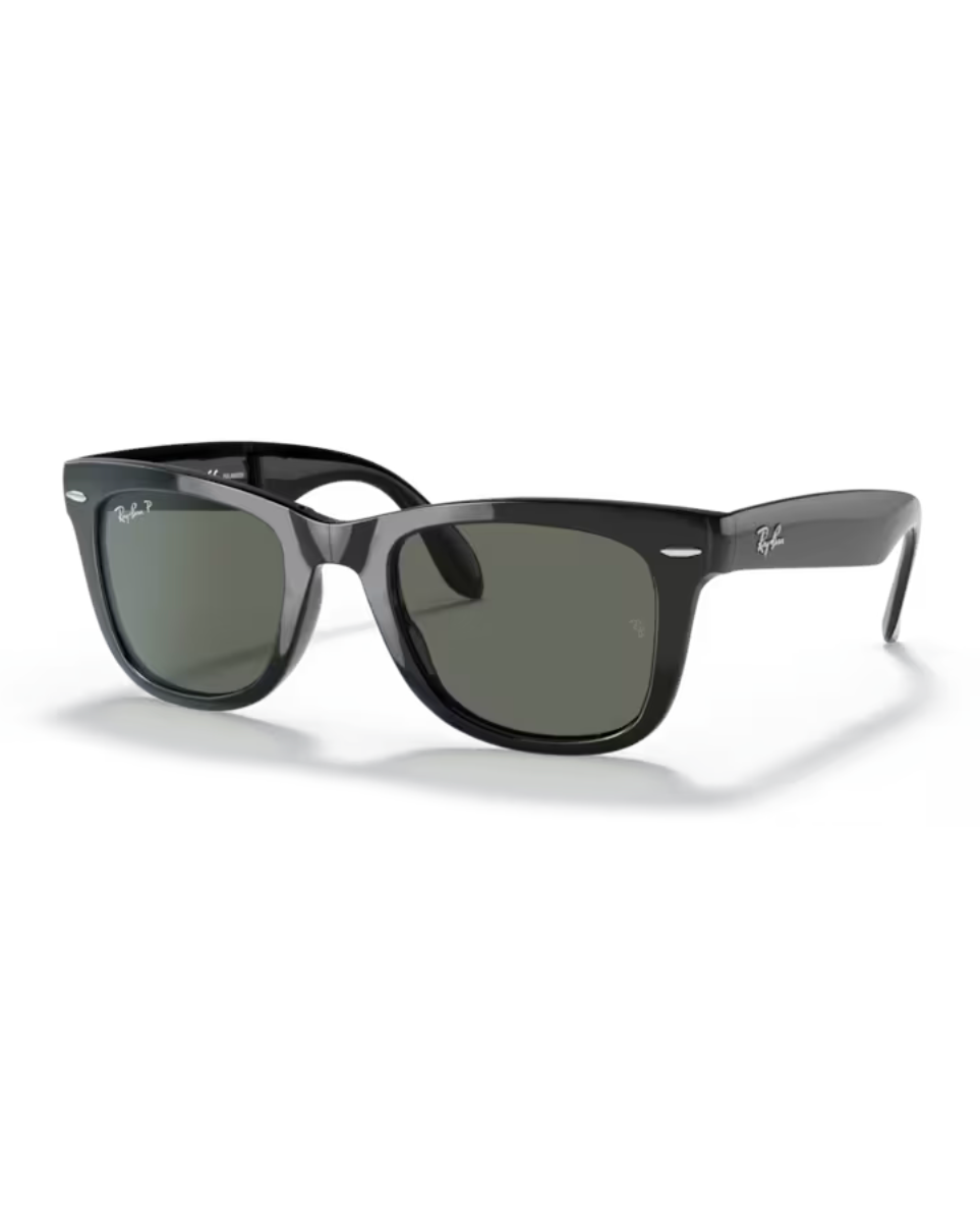Ray-Ban Folding Wayfarer RB4105 aurinkolasit kiiltävän mustalla kehyksellä, korostaen kokoontaitettavia sangoja ja tummanvihreitä linssejä.