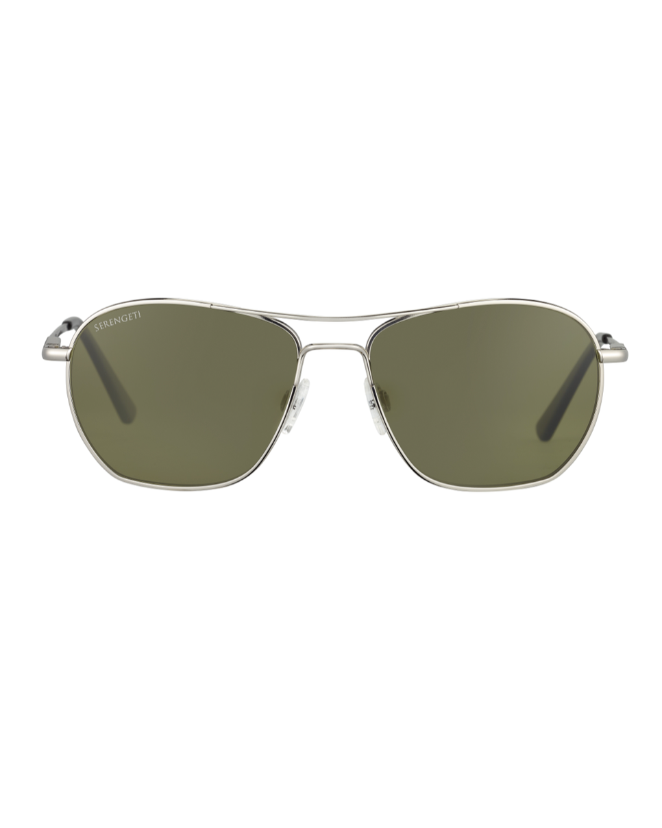 Modernit Serengeti Lunger SS545002 -pilottiaurinkolasit suoraan edestä kuvattuna. Kiiltävä hopeinen metallikehys (Shiny Silver), tuplasilta ja vihreät Mineral Polarized 555nm -mineraalilinssit.