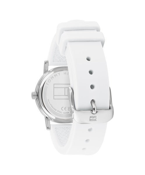 Tommy Hilfiger Girls TH1720024 klockans baksida är silverfärgad.