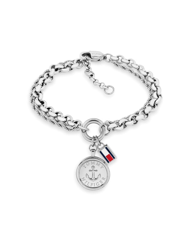 Silverfärgat Tommy Hilfiger Nautical Charms THJ2781024 damarmband i rostfritt stål med en elegant ankarcharm och justerbar förlängningskedja.