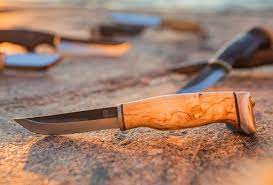 Arctic Legend Hobby Knife
hobby kniv med handtag av masurbjörk,
harrastuspuukko visakoivukahvalla