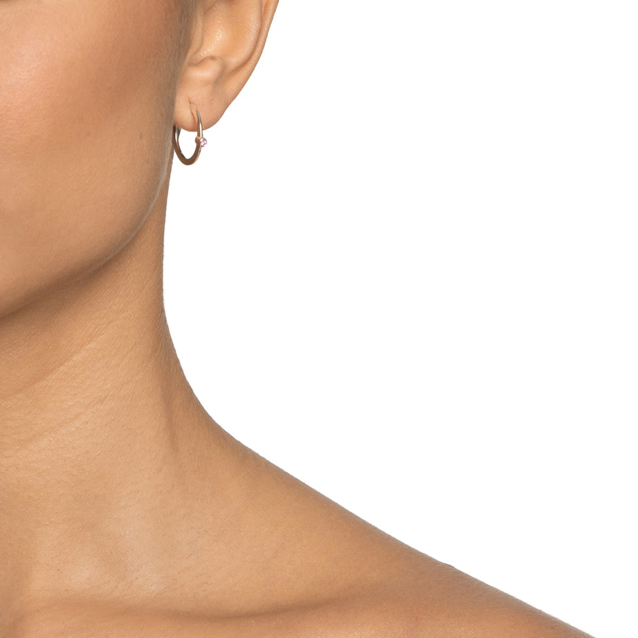 Efva Attling Micro Blink - pink sapphire 12-100-01896 örhängen, korvakorut