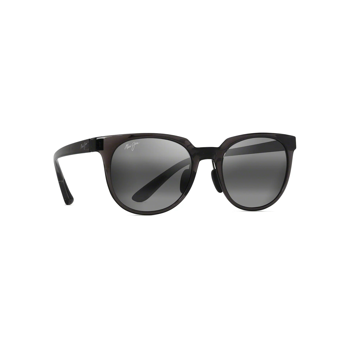Maui Jim Wailua Translucent Grey -aurinkolasit etuviistosta kuvattuna. Klassinen pyöreä muotoilu, säädettävät kumiset nenätyynyt ja aisassa näkyvä Maui Jim -logo.
