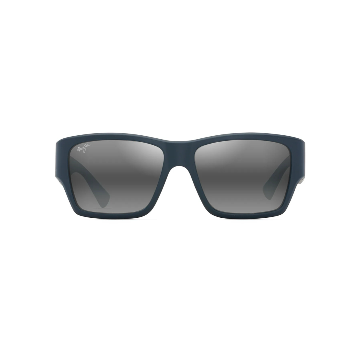 Modernit neliskulmaiset Maui Jim Kaʻolu -aurinkolasit suoraan edestä katsottuna. Mattasininen kokokehys, tyylikäs satulasilta ja tummanharmaat linssit.