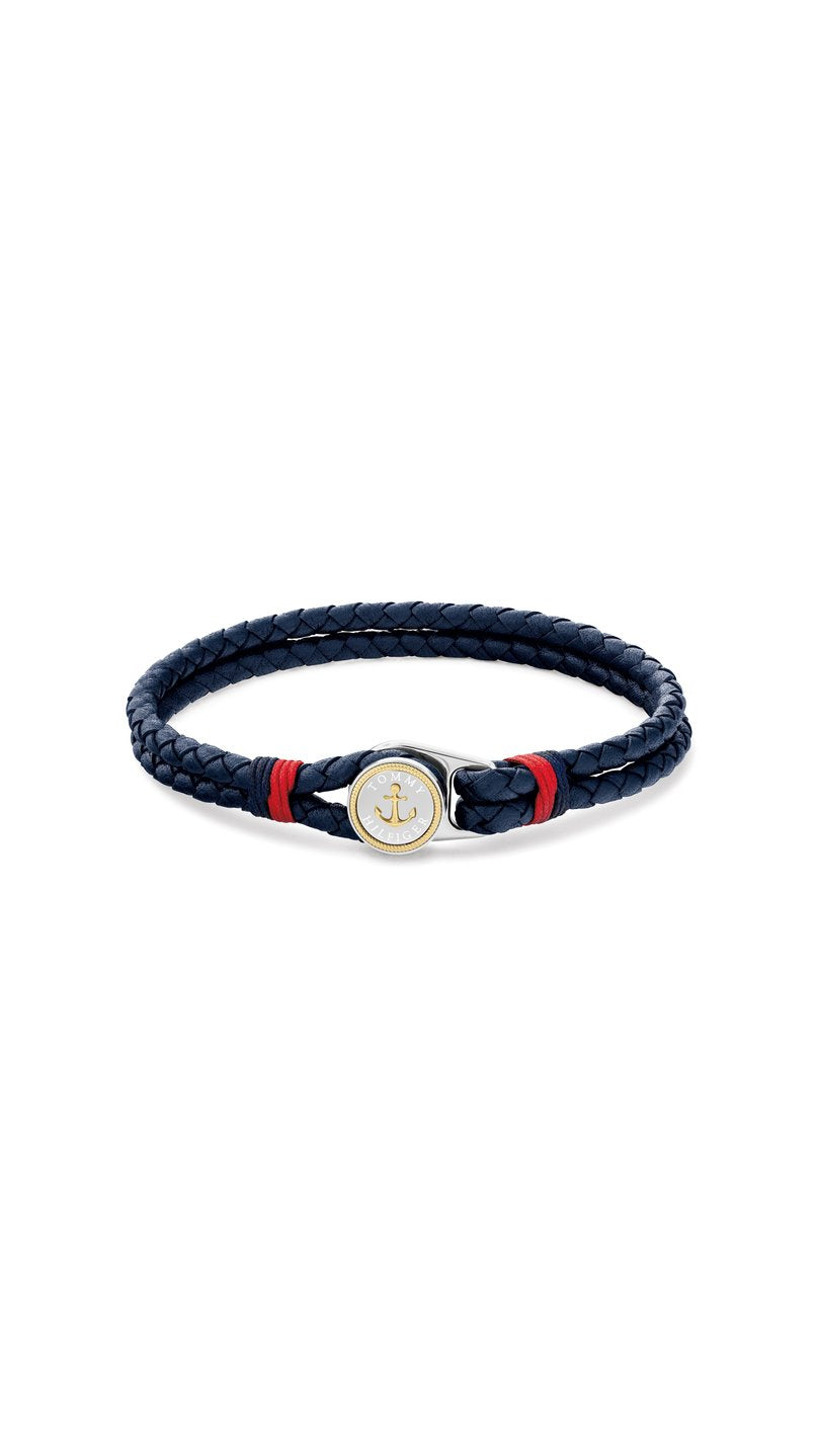 Tommy Hilfiger Nautical THJ2790691 dubbelradigt herrarmband i mörkblått flätat läder med ett runt ankarlås i guld och stål samt röda detaljtrådar.