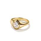 Minimalistinen Thomas Sabo Bold Elegance -sormus kirkkaalla kivellä ja ylellisellä kultaviimeistelyllä.
