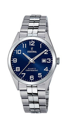 Urheilullinen Festina Classic F20437/3 -miestenrannekello. Kellossa on hopeanvärinen teräsrunko ja teräsranneke sekä upea tummansininen kellotaulu selkeillä numeroilla ja päivyrillä.