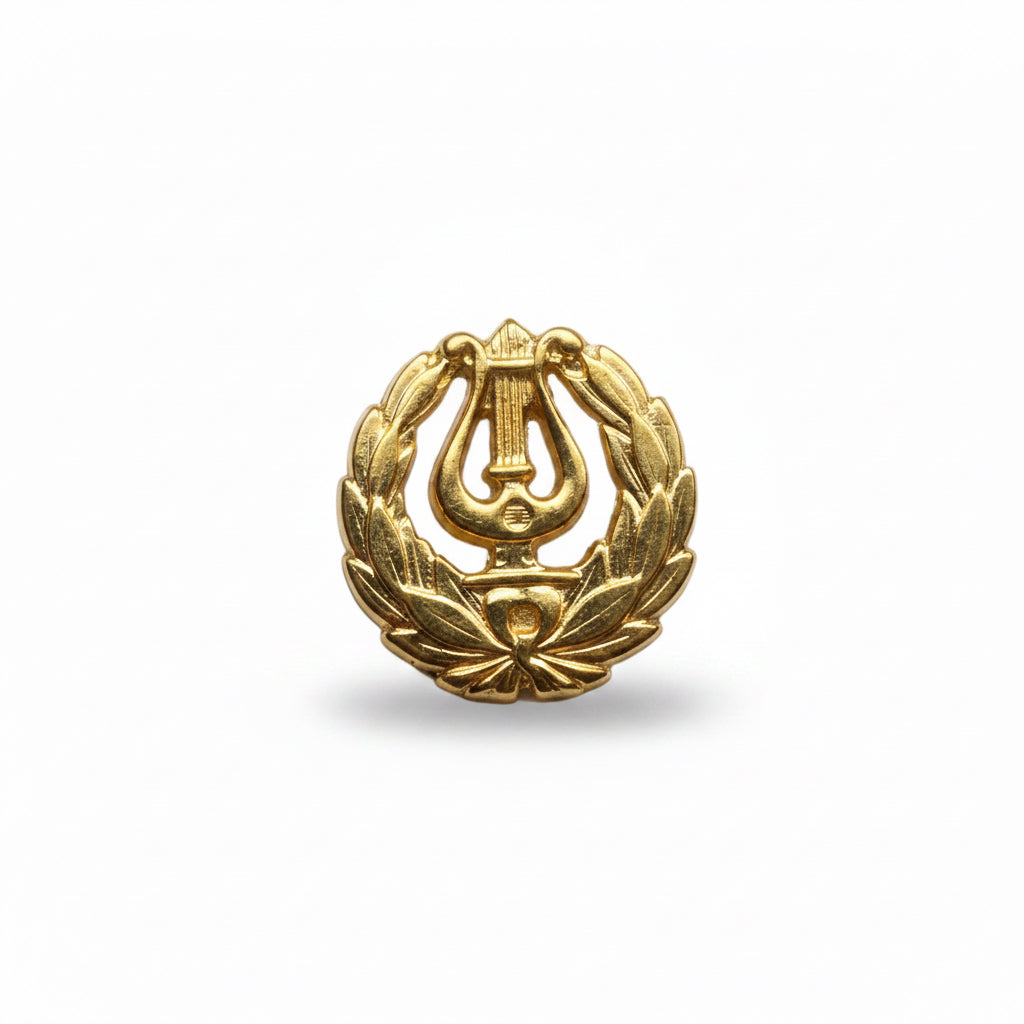 Ylioppilaslakin 16 mm kultainen lakkilyyra, 14K kultaa