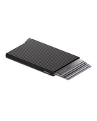 Secrid Premium Cardprotector+ Fluted Black avattuna, kortit liukuneena esiin porrastetusti.